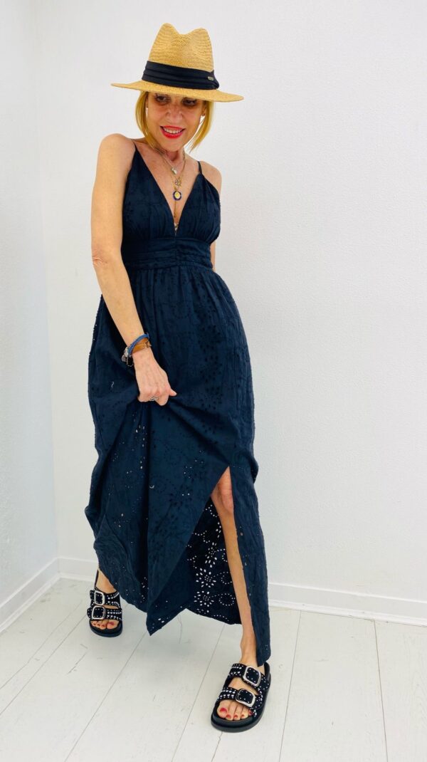 Robe Shana – Image 2