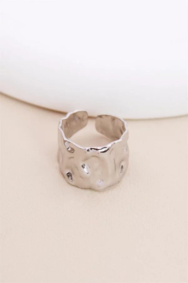 Bague martelée