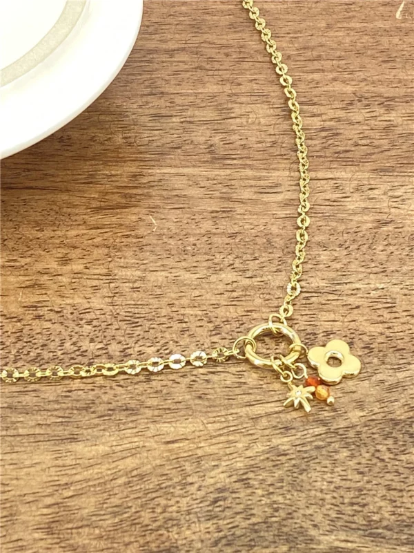 Collier Jane