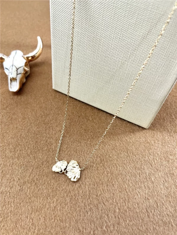Collier gingko