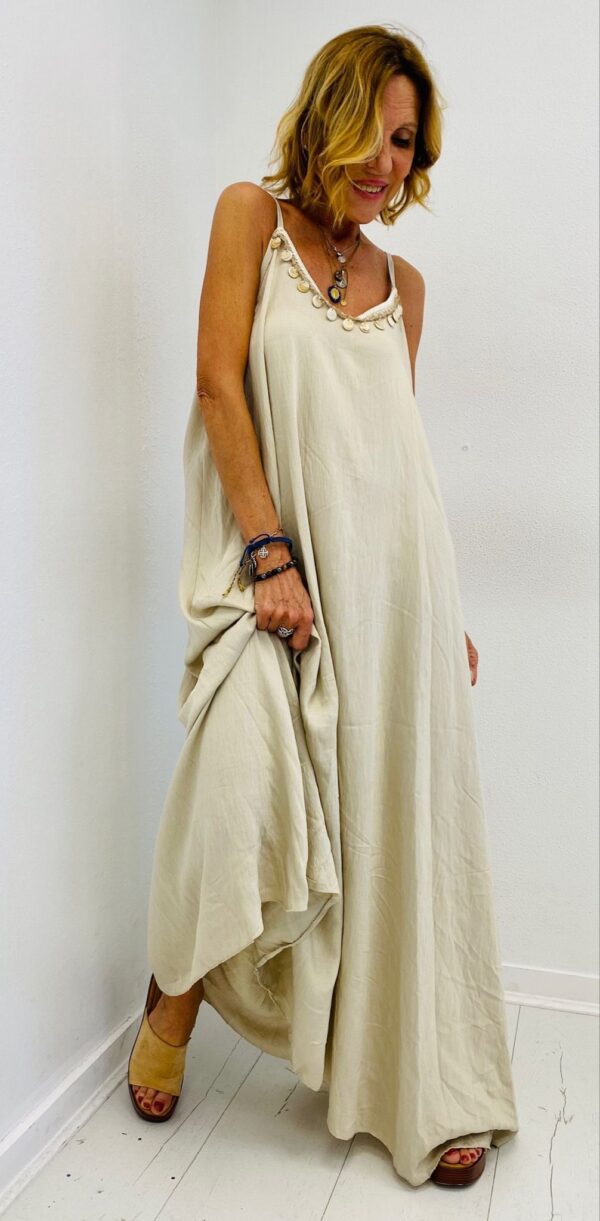 Robe Pamela – Image 2