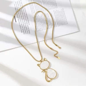 Collier chat