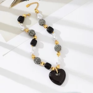 Collier Victoria