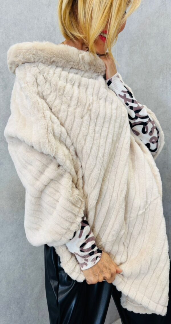 Poncho Soline – Image 11
