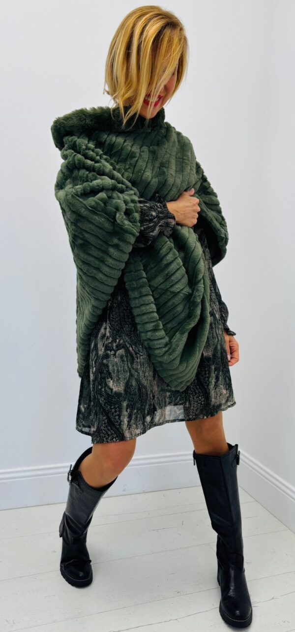 Poncho Soline – Image 4