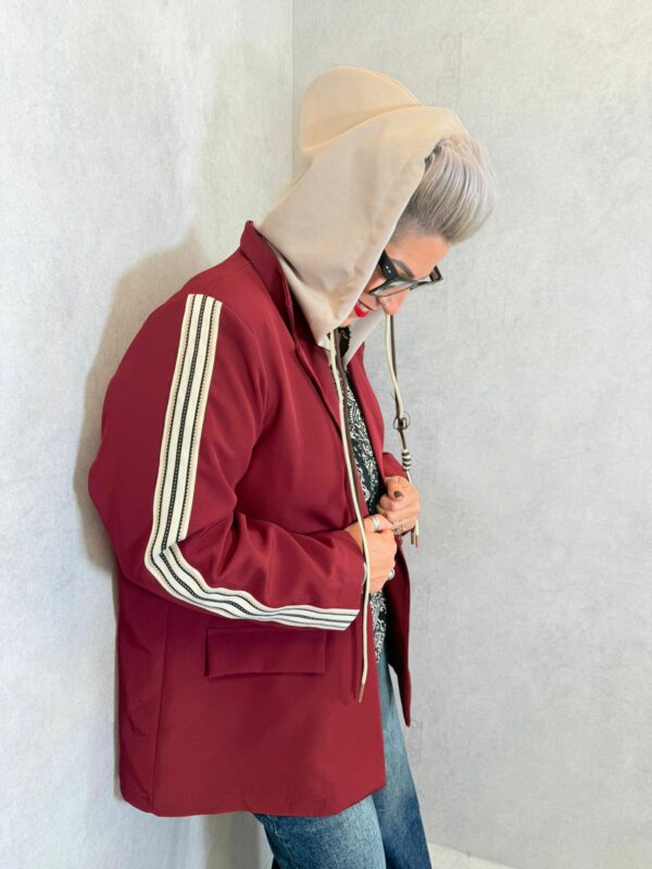 Veste capuche (bis)